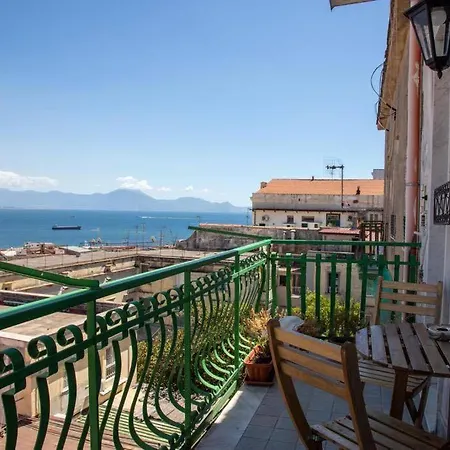 Panoramico Al Centro Di * Naples