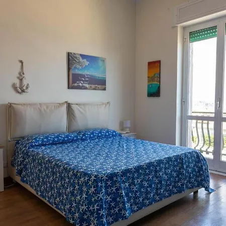 Appartement Panoramico Al Centro Di Naples